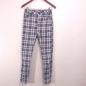 SLIGHTLY USED HT DENIM ULTRA HI RISE JEGGINGS SIZE 9 PLAID WHITE AND BLACK